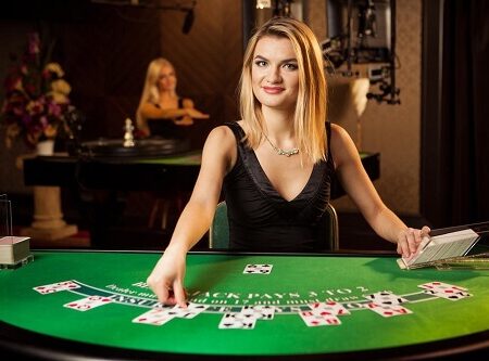 How Do Live Casinos Work?